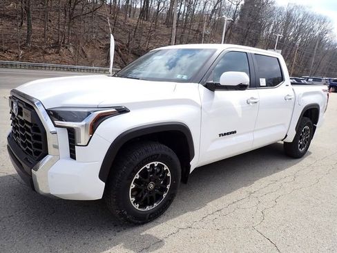 New 2026 Toyota Tundra SR5 AWD/4WD image 9