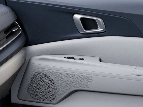 New 2026 Kia Carnival SX FWD image 25
