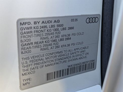 Used 2025 Audi Q5 Premium Plus w/ Premium Plus image 17