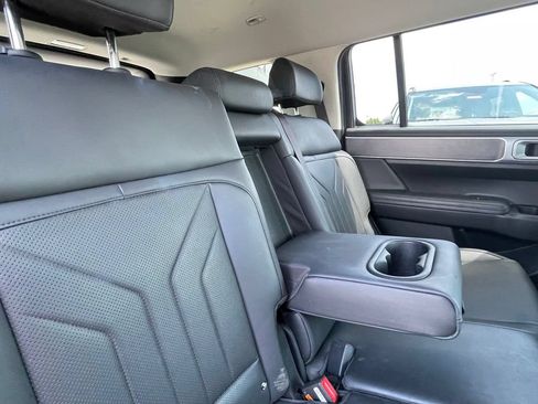 Used 2025 Hyundai Santa Fe SEL FWD image 21