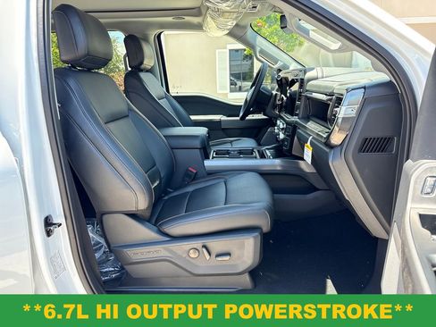New 2026 Ford F250 Lariat w/ Black Appearance Package AWD/4WD image 5