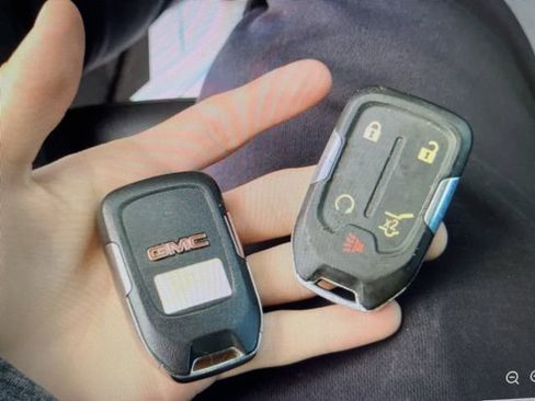 Used 2024 GMC Terrain AT4 w/ Tech Package image 14