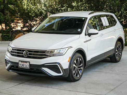 Used 2024 Volkswagen Tiguan S FWD image 3