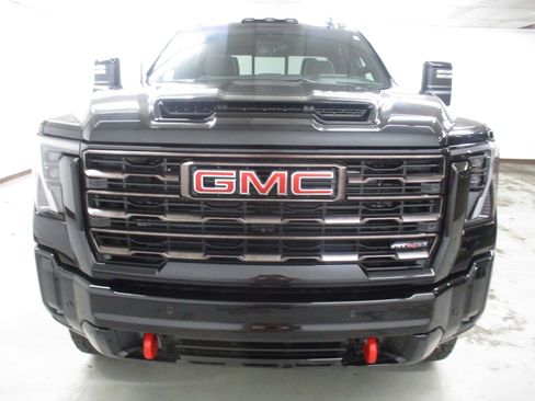 New 2026 GMC Sierra 2500 AT4X AWD/4WD image 3