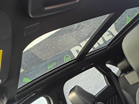 Used 2020 Ford Edge ST w/ Equipment Group 401A image 12