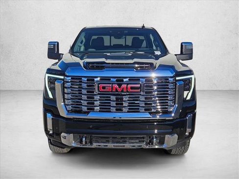 New 2026 GMC Sierra 2500 Denali w/ Technology Package AWD/4WD image 6