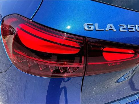 Certified 2024 Mercedes-Benz GLA 250 4MATIC image 25