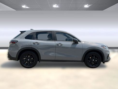 Used 2024 Honda HR-V Sport image 8