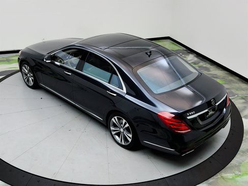 Used 2016 Mercedes-Benz S 550 Sedan image 37