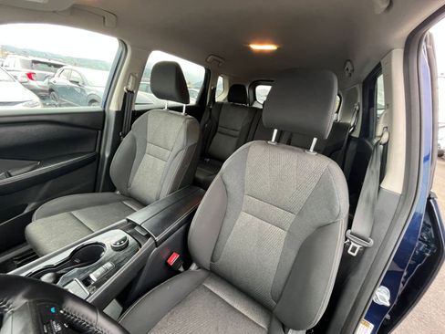 Used 2025 Nissan Rogue SV AWD/4WD image 37
