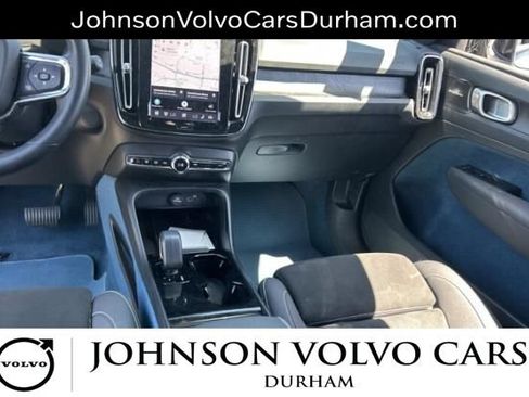Used 2023 Volvo XC40 Recharge Ultimate w/ Protection Package Premier AWD/4WD image 7