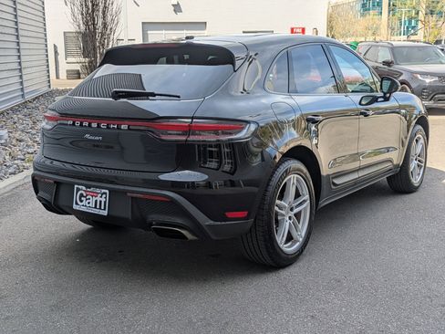 Used 2024 Porsche Macan AWD/4WD image 3