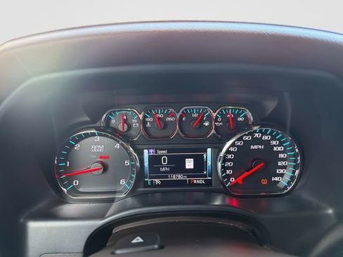 Used 2018 Chevrolet Silverado 1500 High Country image 35