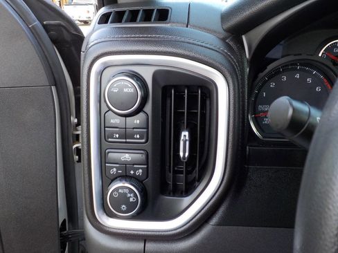 Used 2020 Chevrolet Silverado 1500 LT image 16