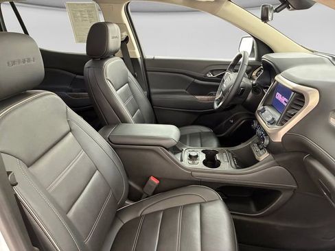 Used 2023 GMC Acadia Denali w/ Denali Ultimate Package AWD/4WD image 14