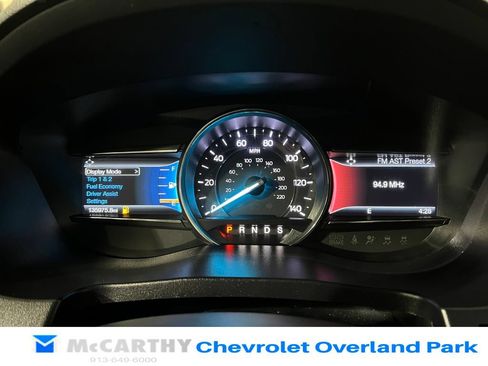 Used 2017 Ford Explorer XLT w/ Equipment Group 202A FWD image 13