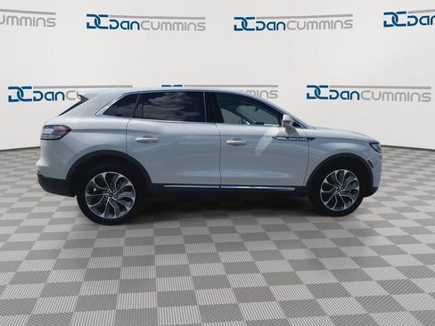 Used 2023 Lincoln Nautilus Reserve w/ Equipment Group 201A AWD/4WD image 9