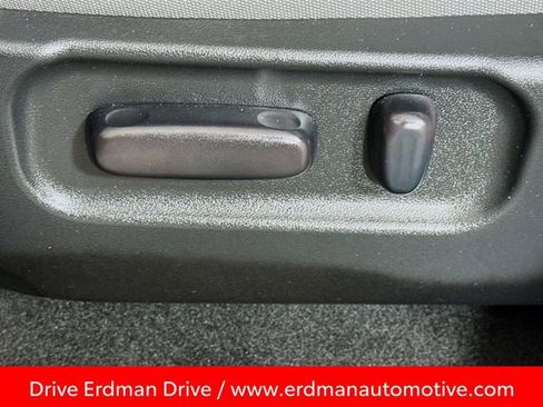 Used 2023 Toyota Tacoma SR5 w/ Technology Package image 12