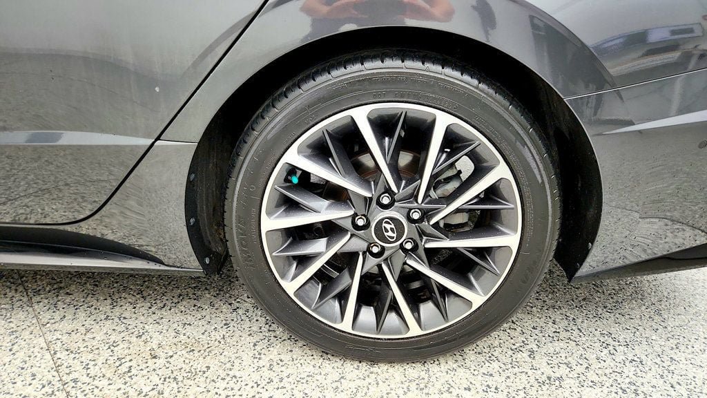 Used 2021 Hyundai Sonata Limited FWD image 9