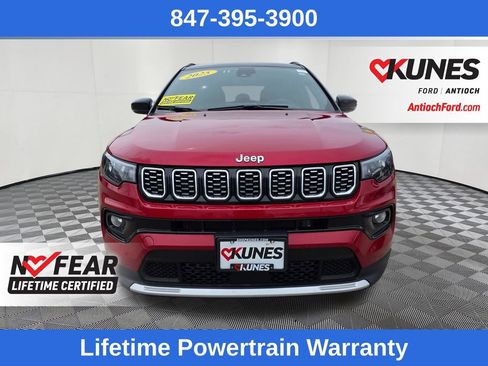 Used 2025 Jeep Compass Limited AWD/4WD image 2