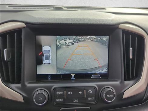 Used 2018 GMC Terrain Denali w/ Advanced Safety Package image 21