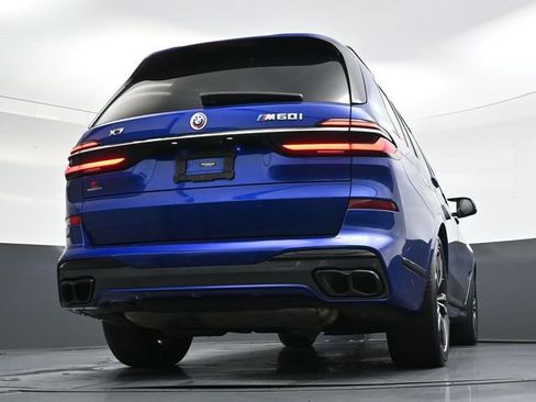 Used 2023 BMW X7 M60i w/ Executive Package image 32