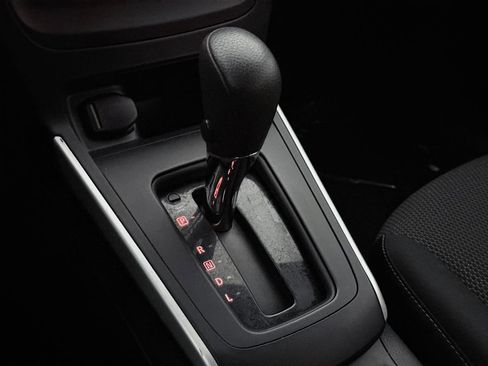 Used 2018 Nissan Sentra S image 34