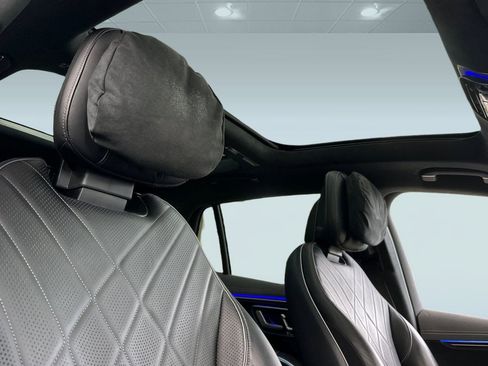 Certified 2023 Mercedes-Benz EQS 580 4MATIC SUV image 16