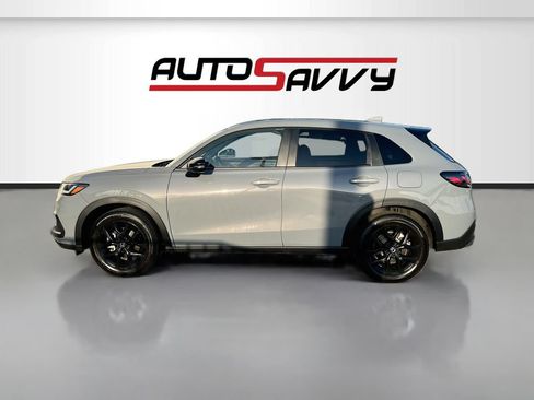 Used 2025 Honda HR-V Sport image 4