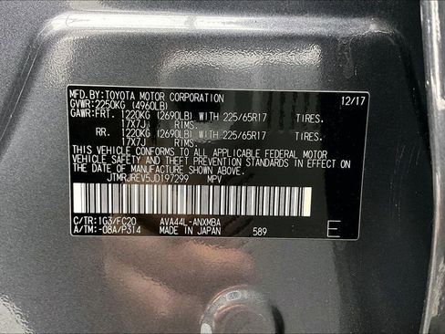 Used 2018 Toyota RAV4 LE image 35