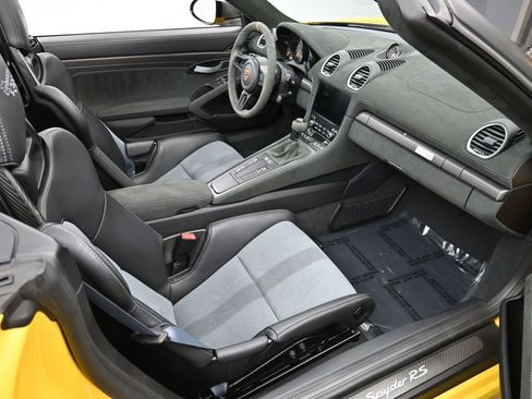 Used 2024 Porsche 718 Boxster Spyder RS image 8