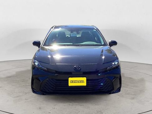 Used 2025 Toyota Camry LE w/ Convenience Package AWD/4WD image 8