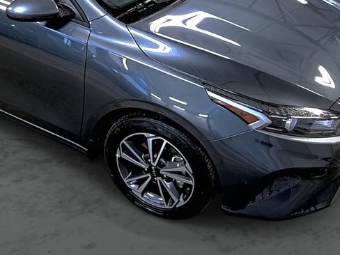 Used 2023 Kia Forte LXS FWD image 15