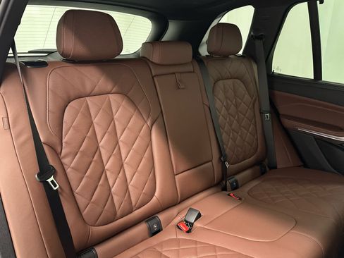 Used 2026 BMW X5 xDrive40i w/ Climate Comfort Package image 22