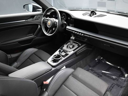 Certified 2022 Porsche 911 GT3 RWD image 21
