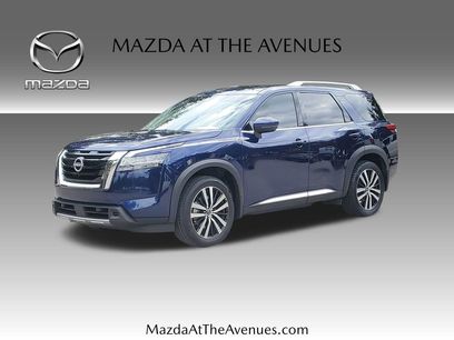 Used 2023 Nissan Pathfinder Platinum w/ Cargo Package