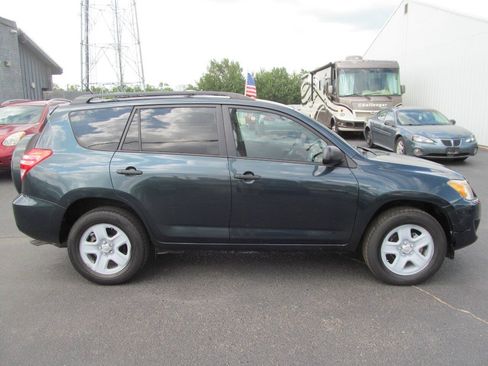 Used 2012 Toyota RAV4 4WD w/ Value Pkg image 5
