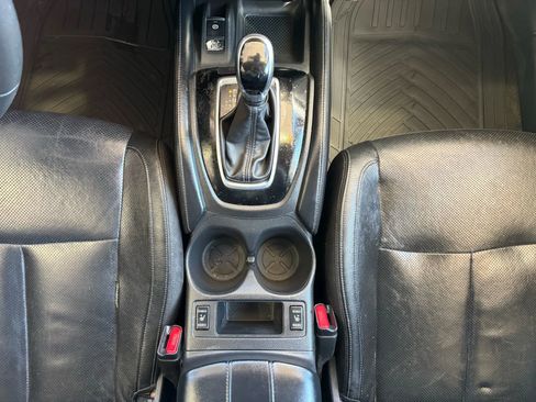 Used 2019 Nissan Rogue SL image 18