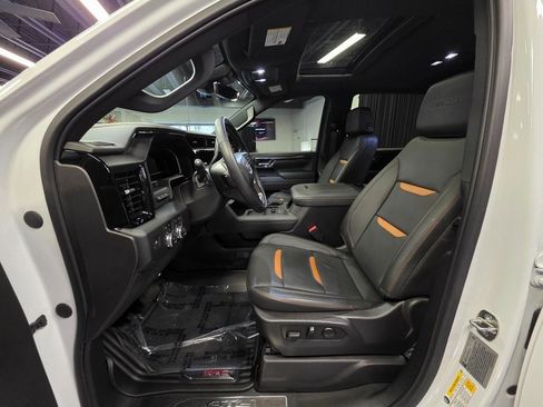 Used 2024 GMC Sierra 2500 AT4 w/ AT4 Premium Plus Package image 25