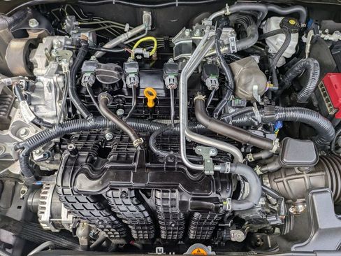 Used 2025 Nissan Altima 2.5 SV image 33