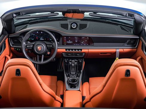 New 2026 Porsche 911 Carrera 4S image 19