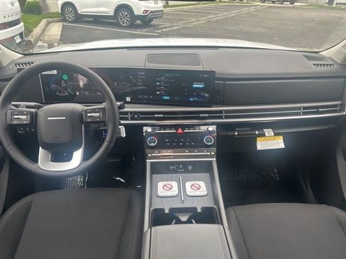 New 2026 Hyundai Santa Fe SE image 16