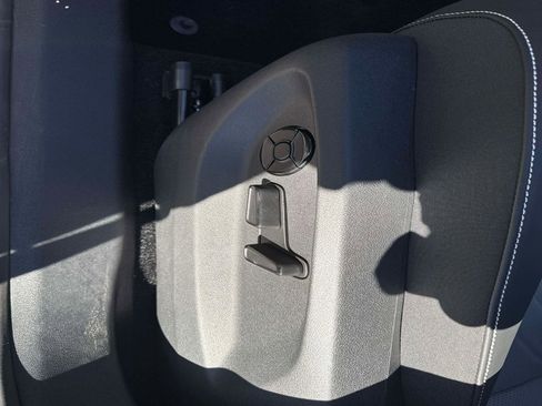 New 2026 Volkswagen Tiguan SE image 20