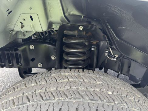 Used 2019 Ford E-450 and Econoline 450 Super Duty w/ Power Windows & Locks Group RWD image 21