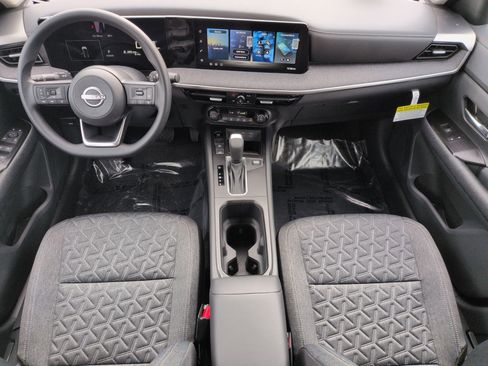 New 2026 Nissan Kicks SV image 10