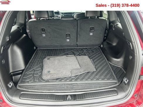 Used 2025 Jeep Grand Cherokee Altitude image 20
