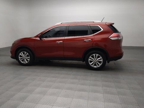 Used 2014 Nissan Rogue SV image 3