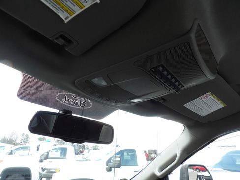 Used 2017 Ford F250 XL w/ Power Equipment Group image 23