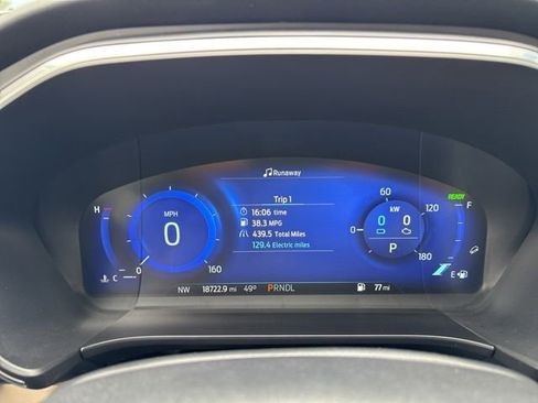 Certified 2020 Ford Escape Titanium AWD/4WD image 14