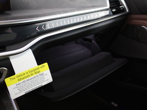 New 2026 BMW X5 xDrive50e image 27